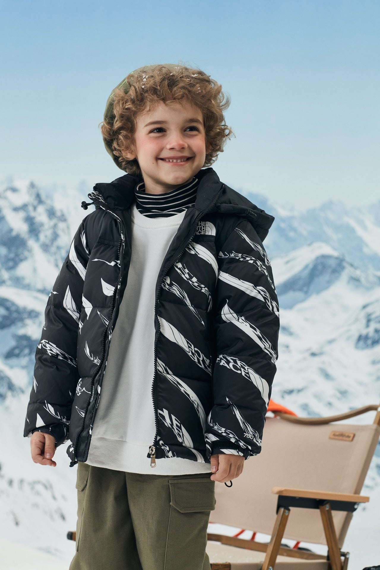 Kids' Winter Adventure Puffer Jacket – Stylish and Warm